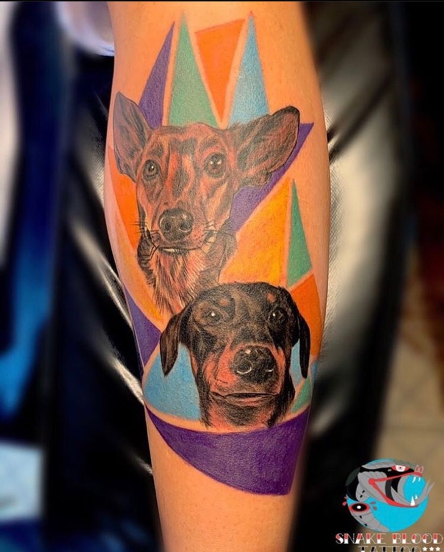 Moda Tatto das minhas cachorras feito pelo studio snakeblood