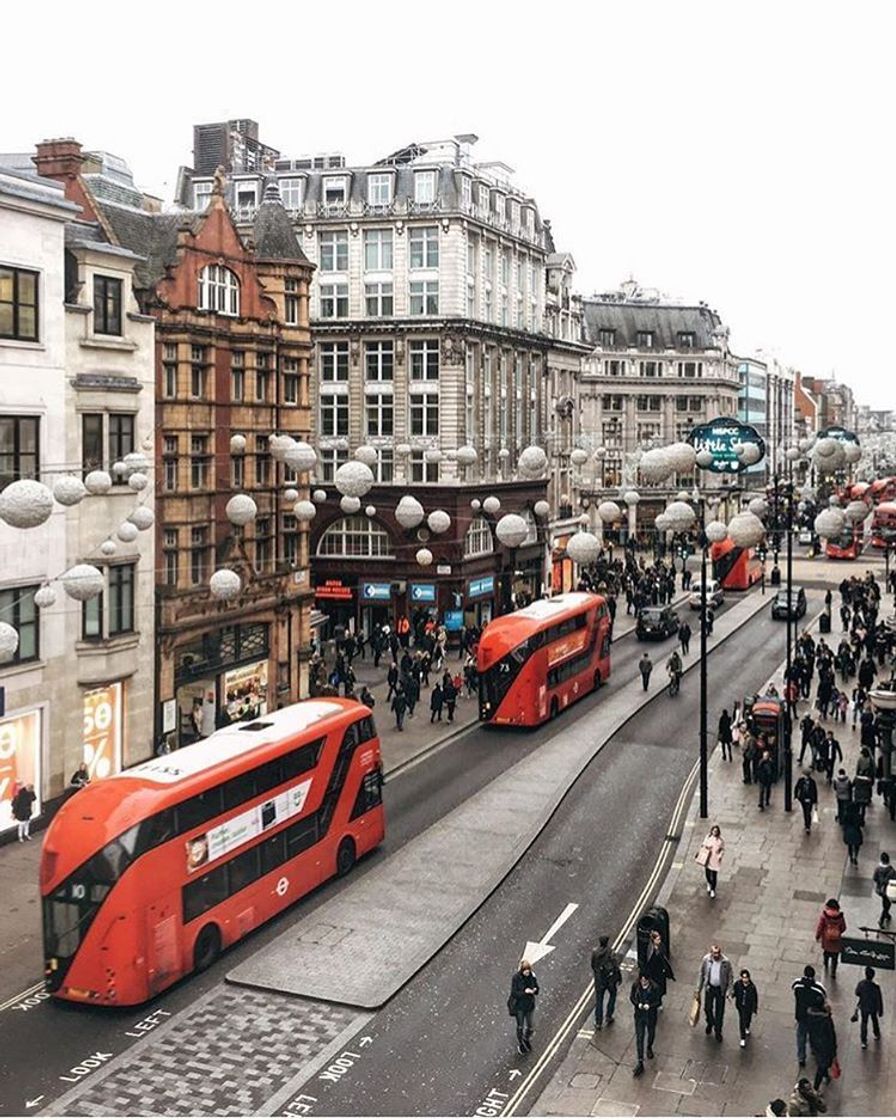 Place Oxford Street