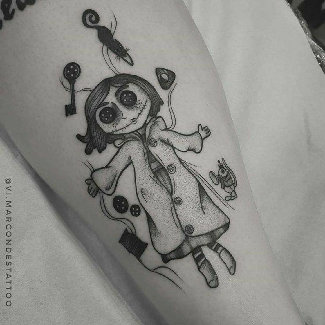 Moda Coraline Tattoo