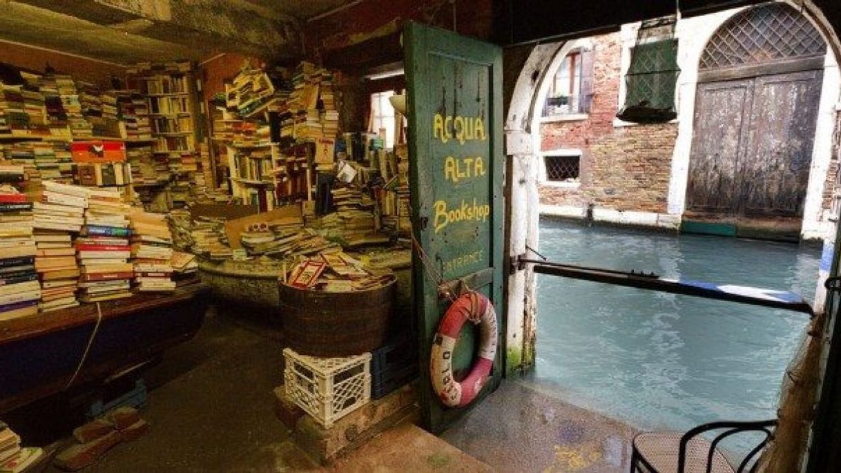 Lugar Acqua Alta Book Shop