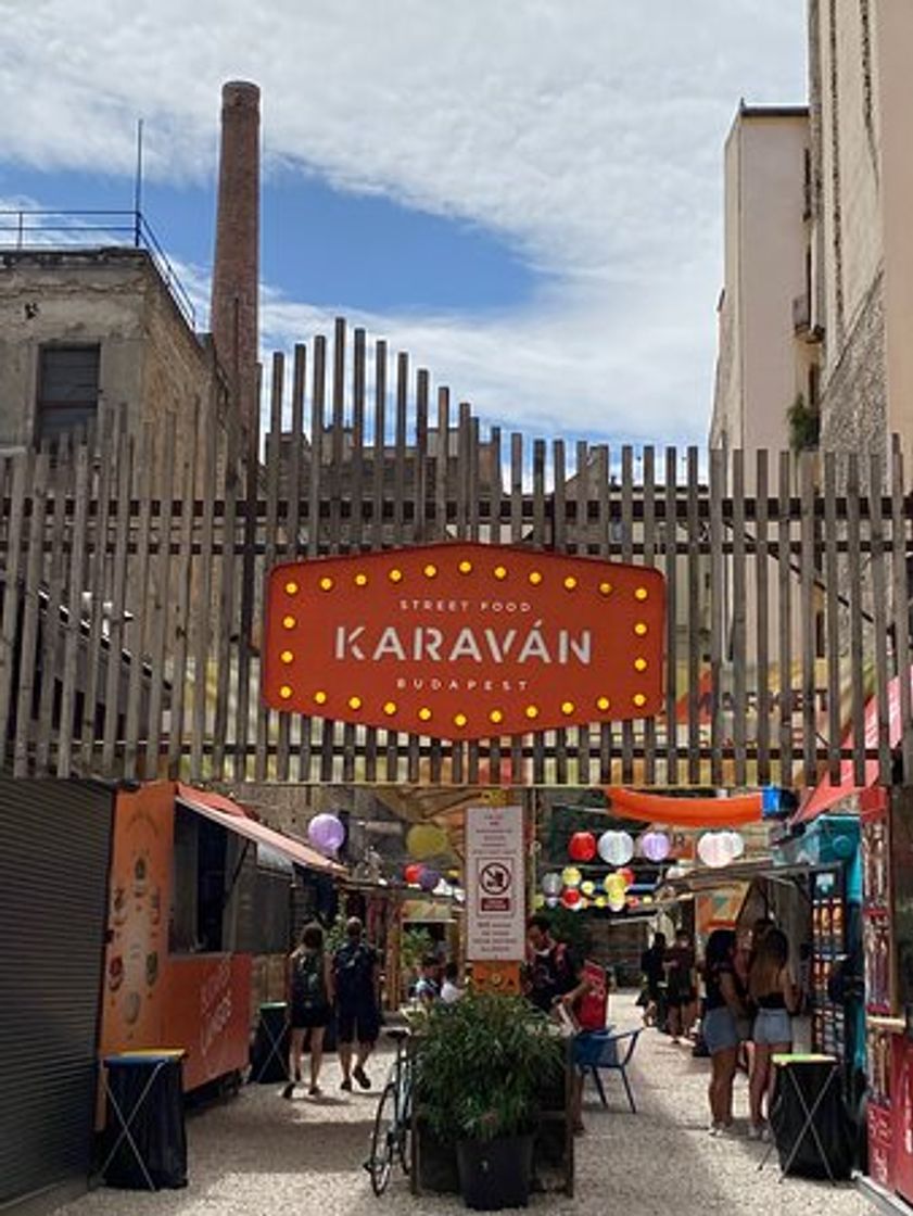 Restaurantes Street Food Karavan Budapest