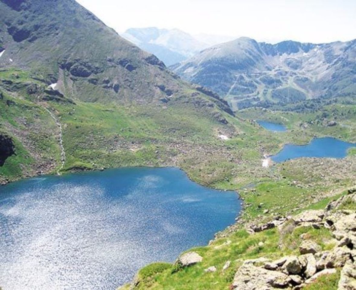 Lugares Lagos de Tristaina