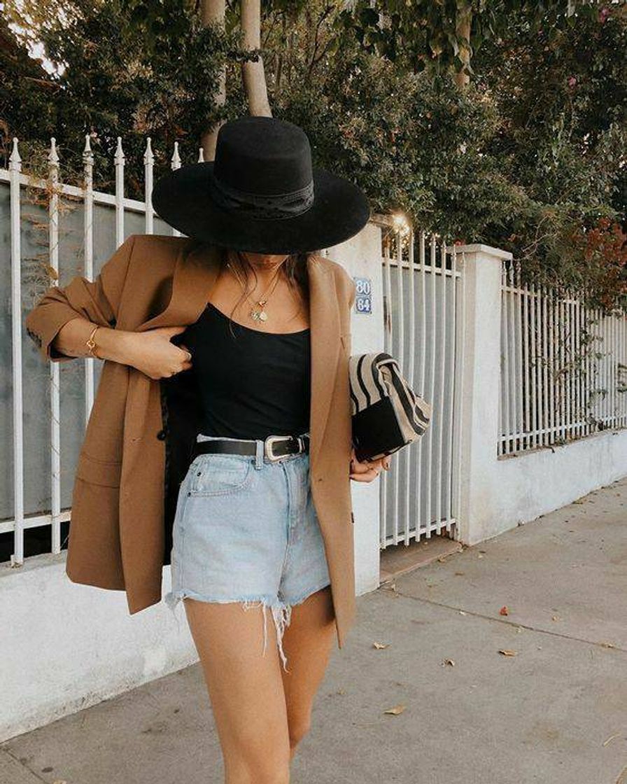 Fashion Insperações de Looks com Shortinho Jeans