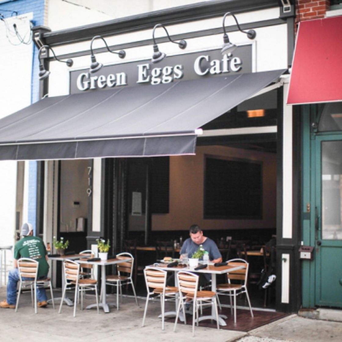 Restaurantes Eggs & Greens Café