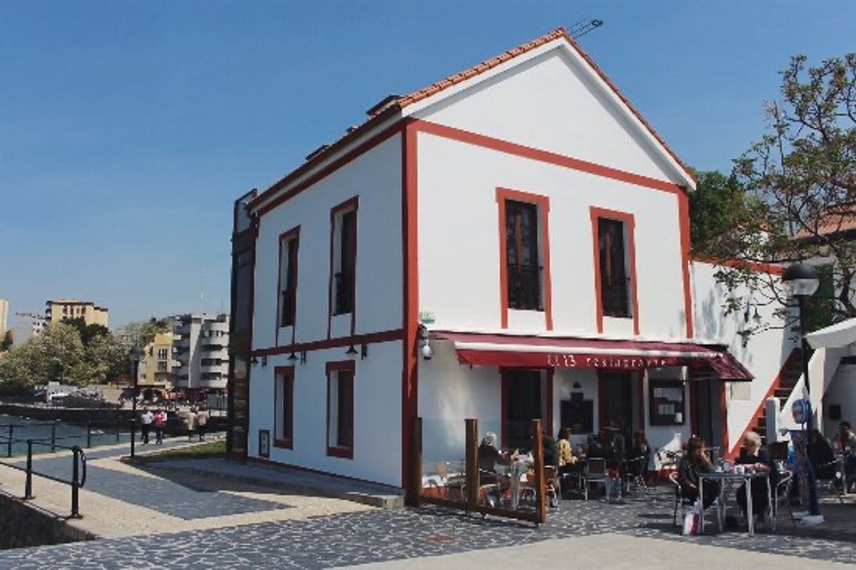 EL 13 RESTAURANTE, Oleiros 