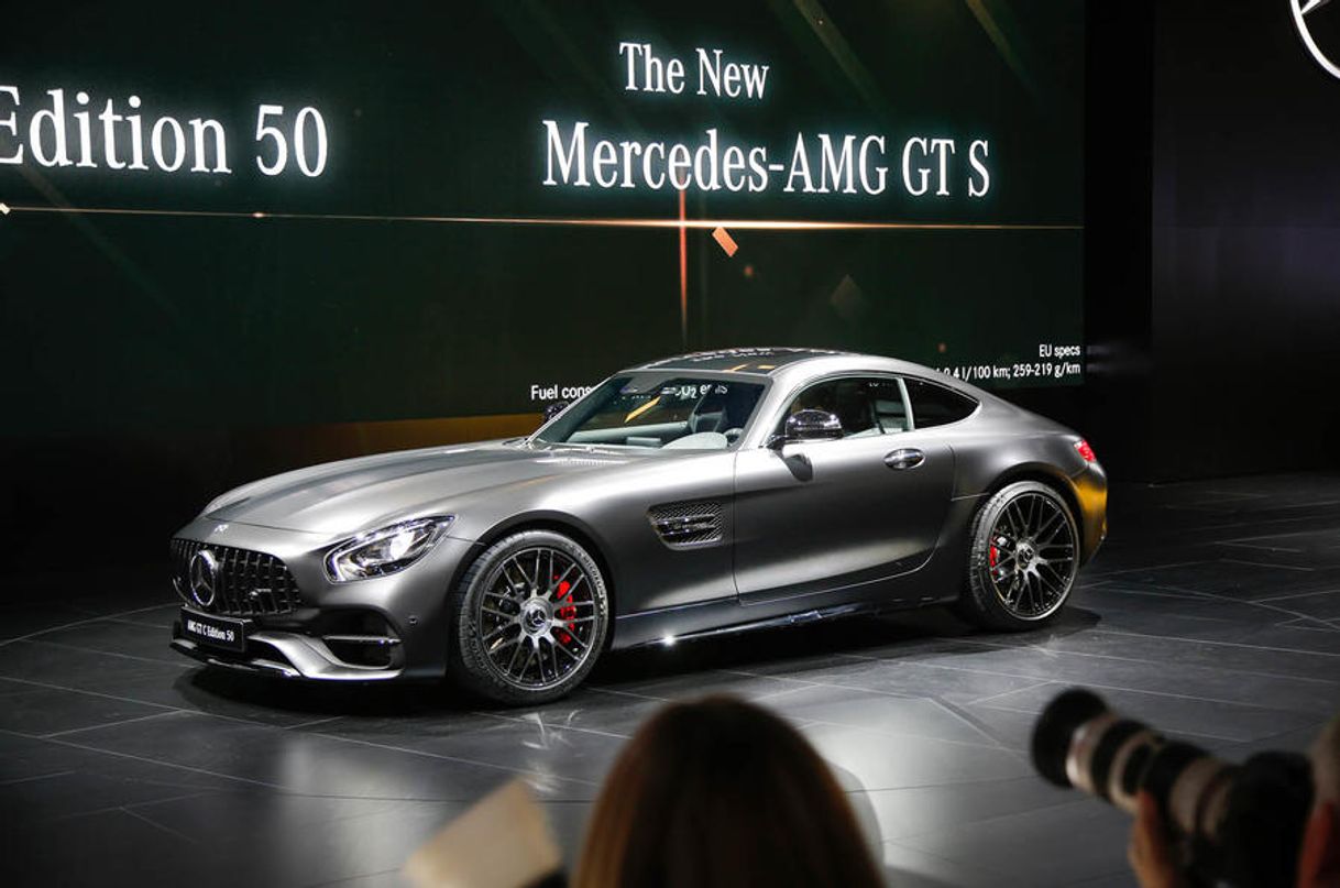 Moda Mercedes-AMG GT S Coupé