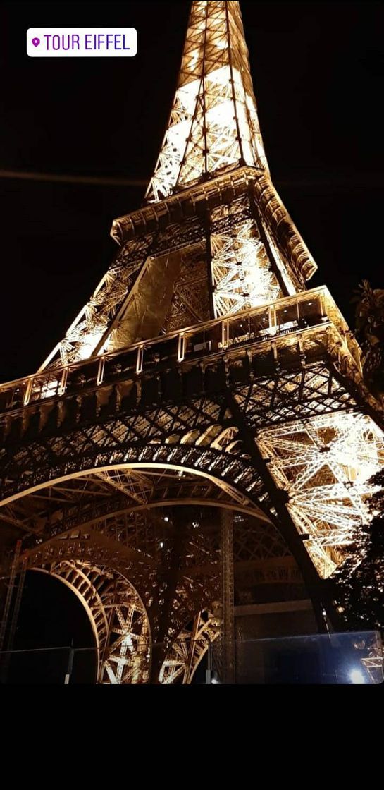 Local Torre Eiffel