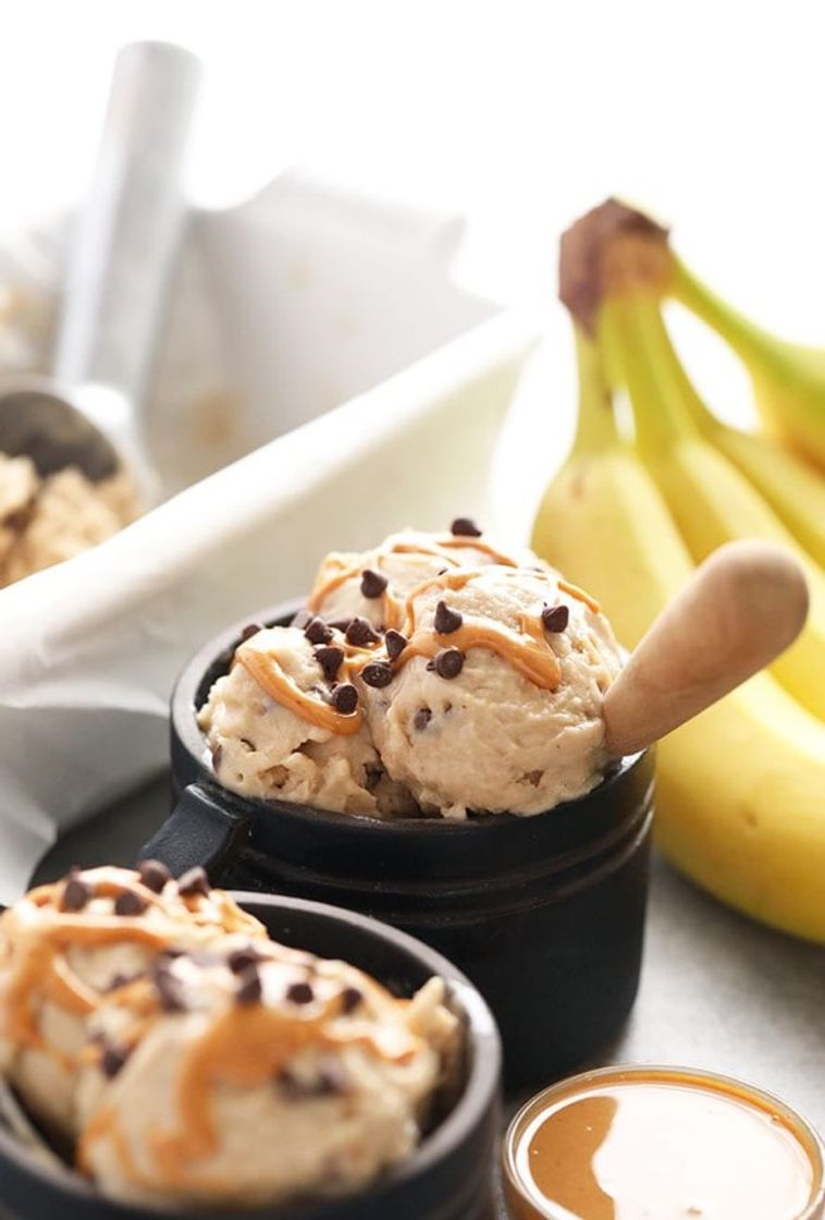 Fashion Peanut butter banana ice cream 🍨 