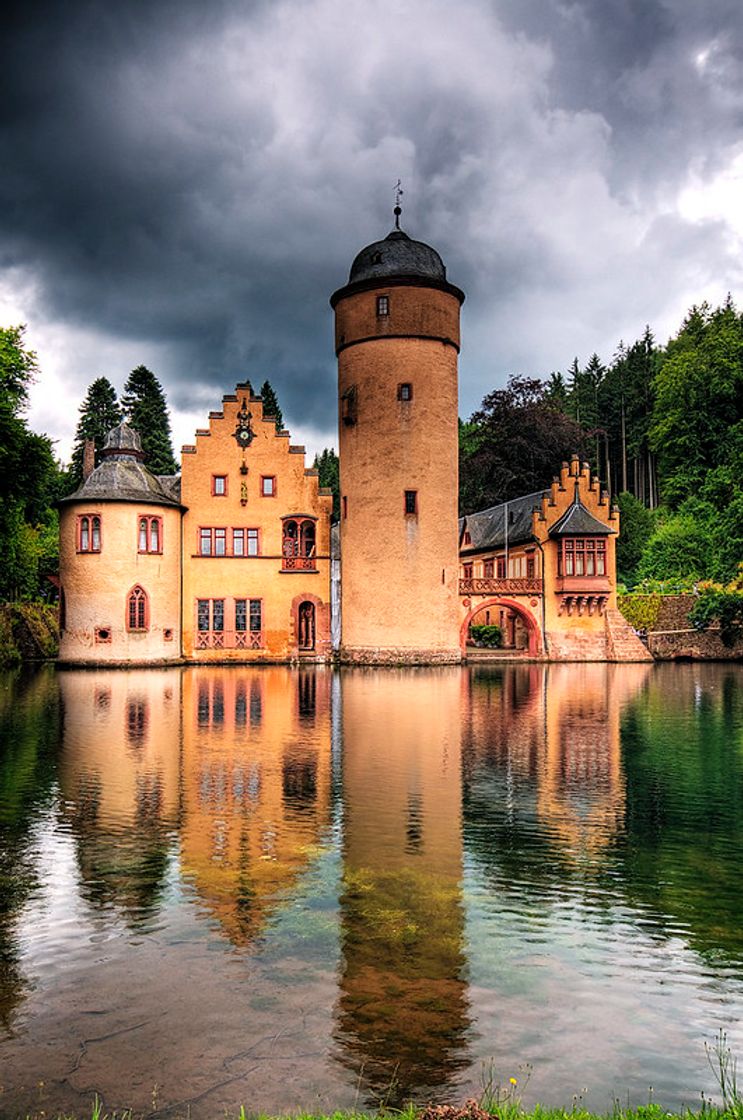 Places Mespelbrunn Castle