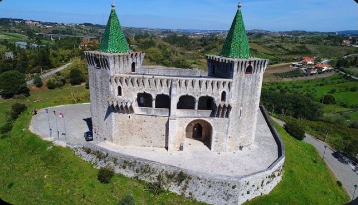 Lugar Castelo de Porto de Mós