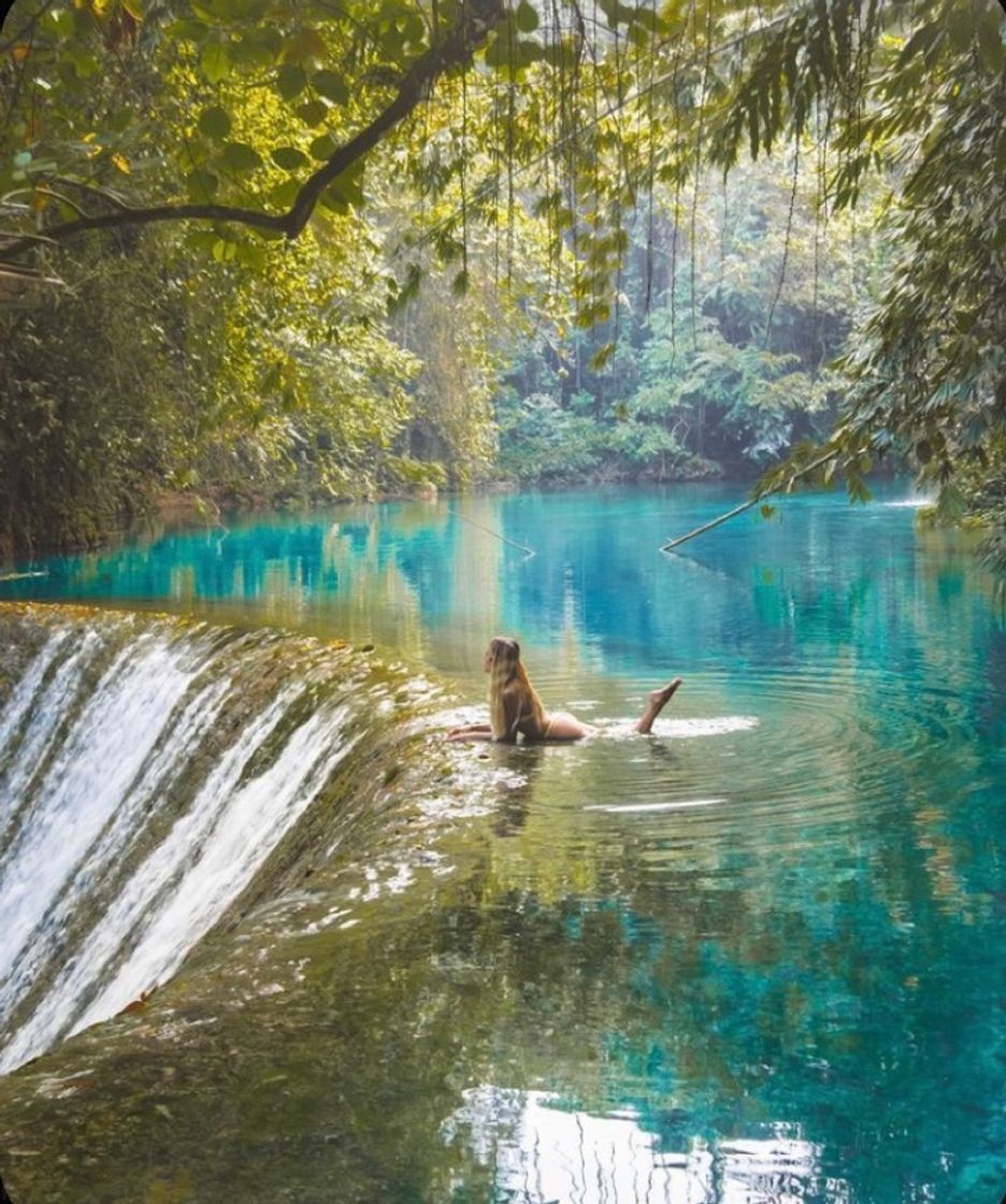 Lugar Kawasan Falls, Cebu