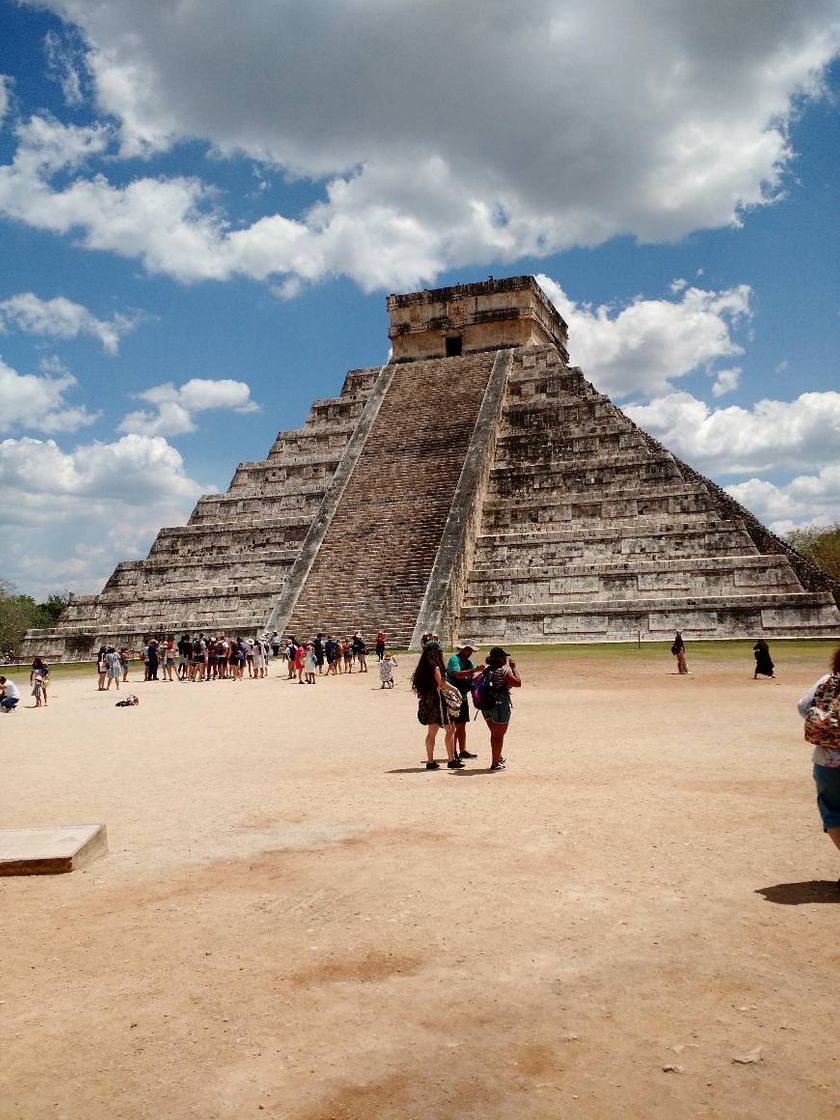 Lugar Chichén Itzá