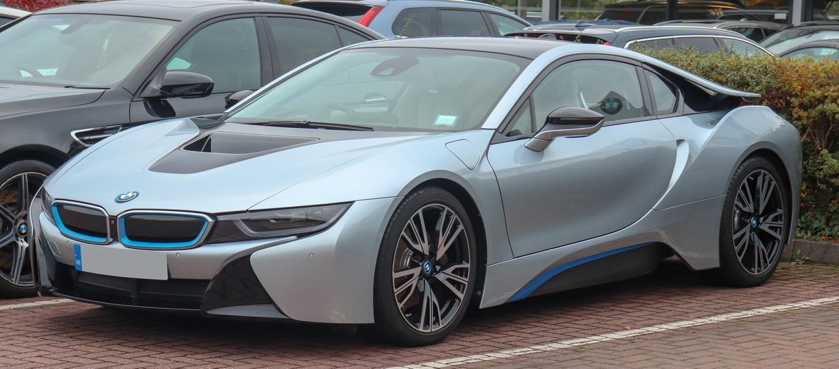 Fashion BMW i8