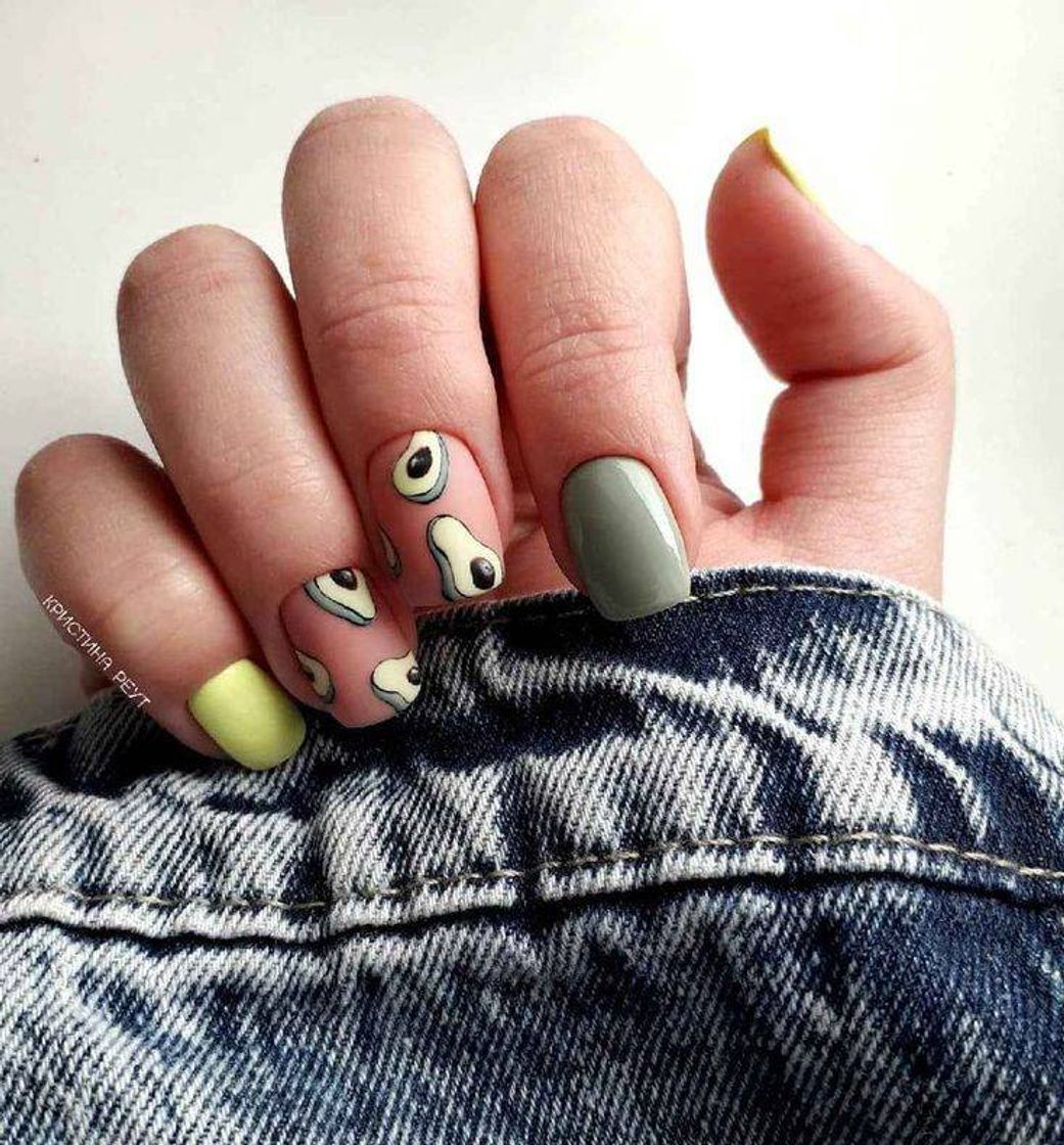 Moda Nails