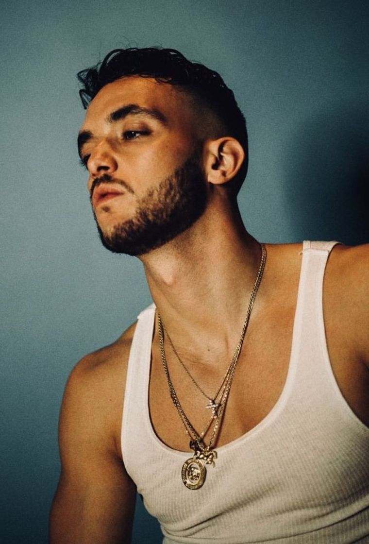 Canción Persiguiéndonos