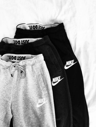 Pantalones Nike 