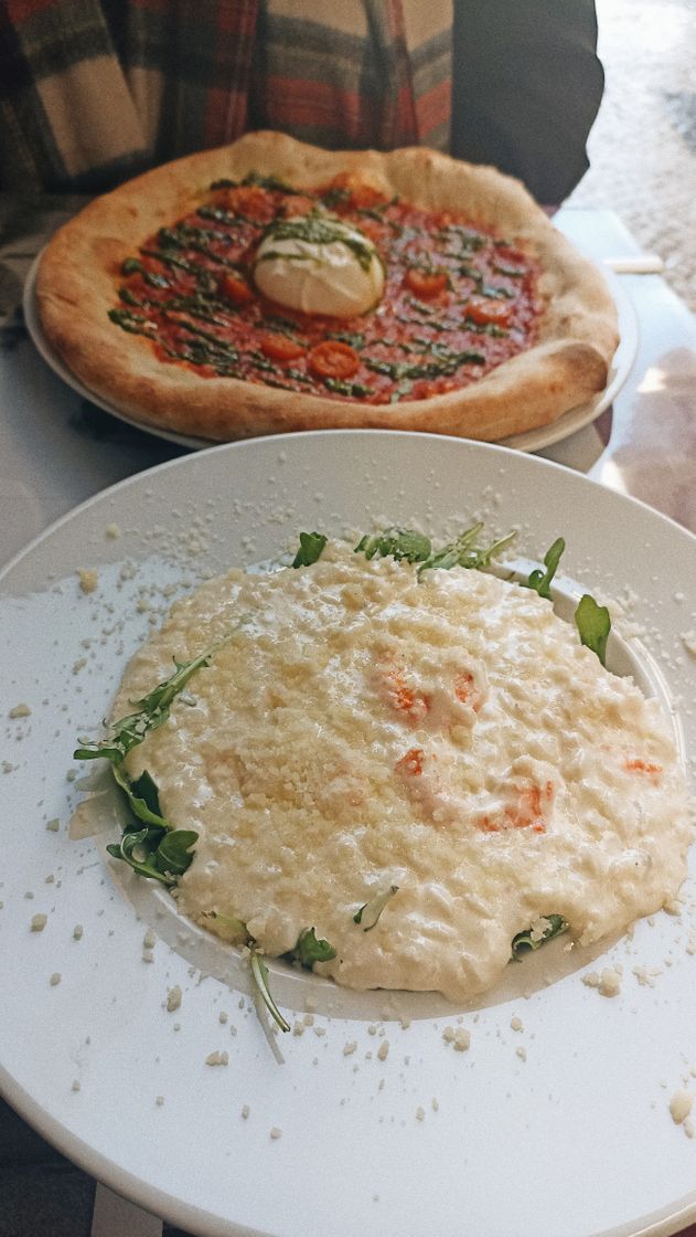 Restaurantes Dama E Vagabundo