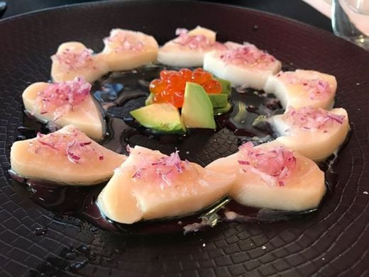 Kazoku Sushi Restaurant