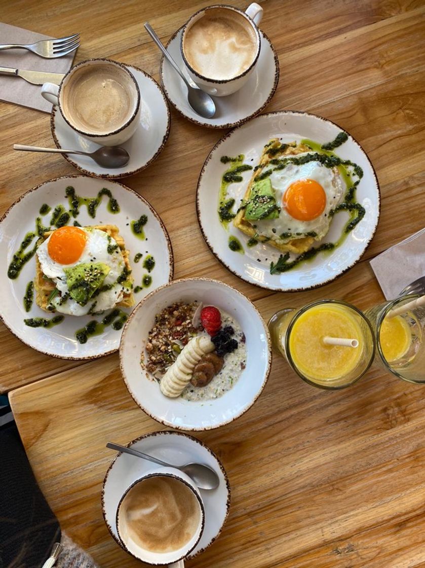 Restaurantes Naked and Sated