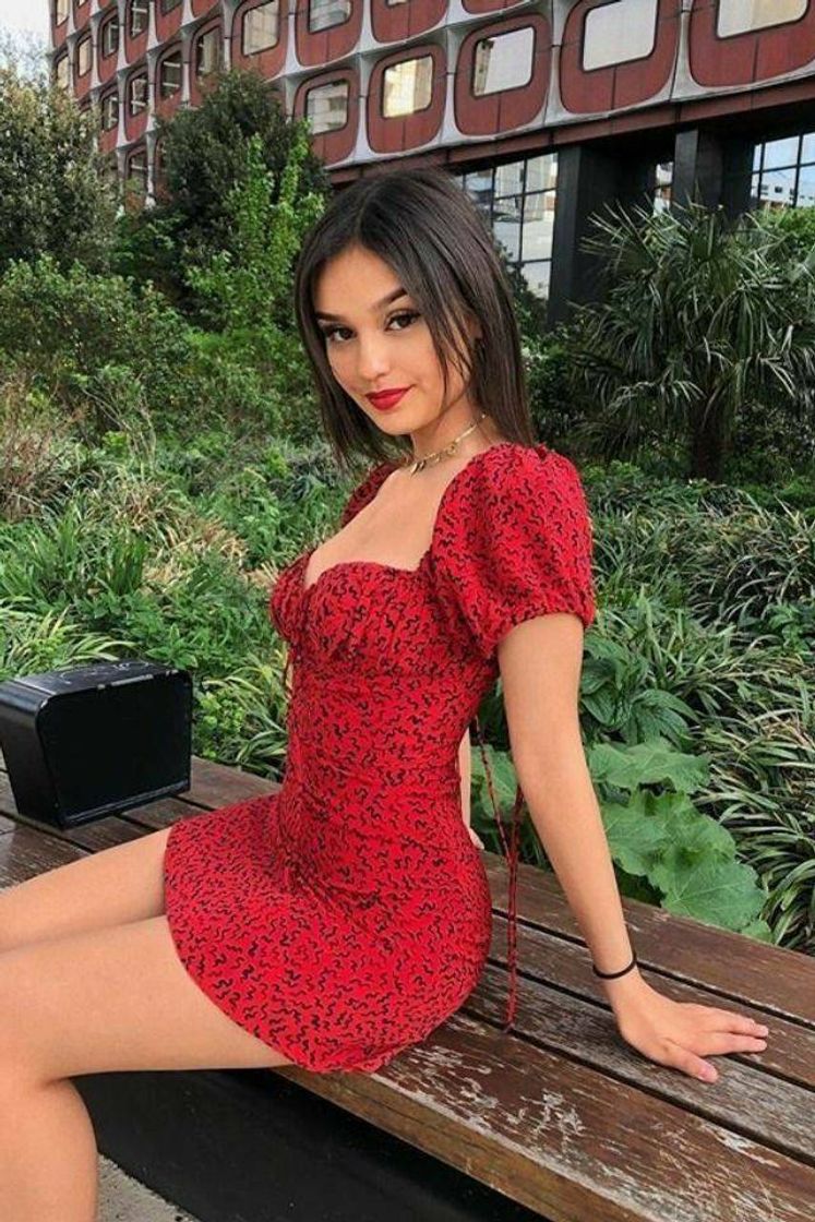 Moda Red Dress 🥀