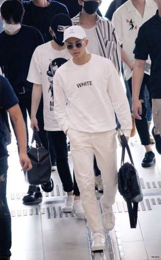 RM style white