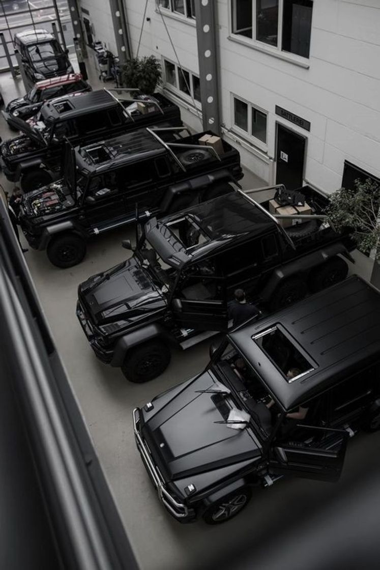Social Car Black 