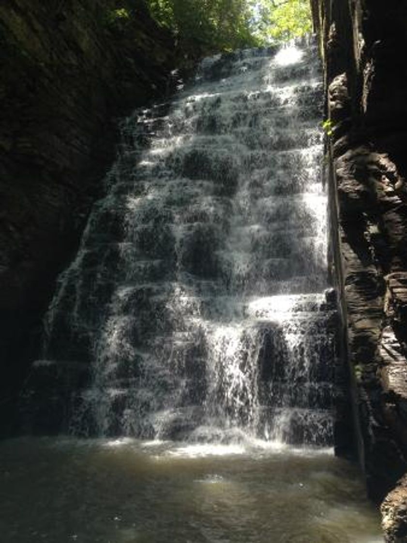 Lugar Cachoeira Das Virgens