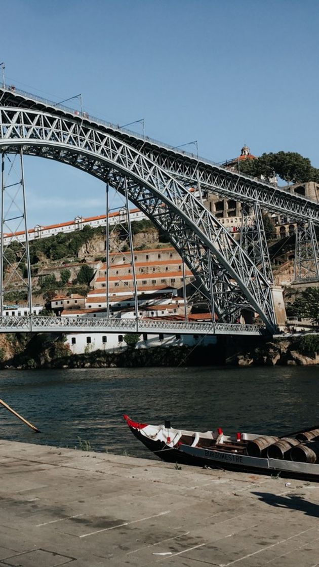 Lugar Oporto