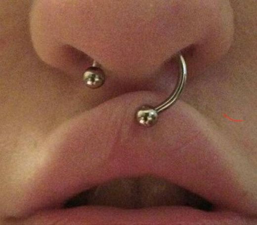 Piercing no nariz 