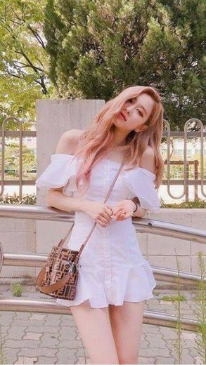 Rosé Outfit