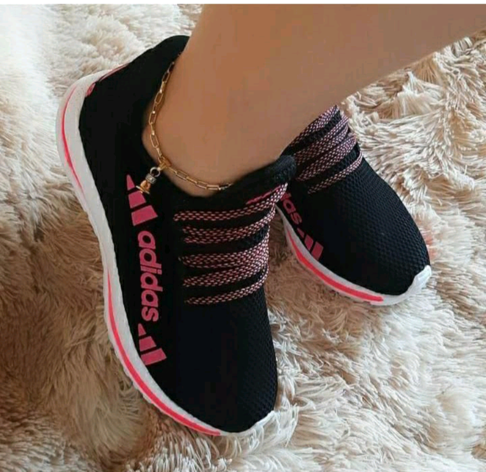 Moda Tênis Adidas feminino e masculino caminhada