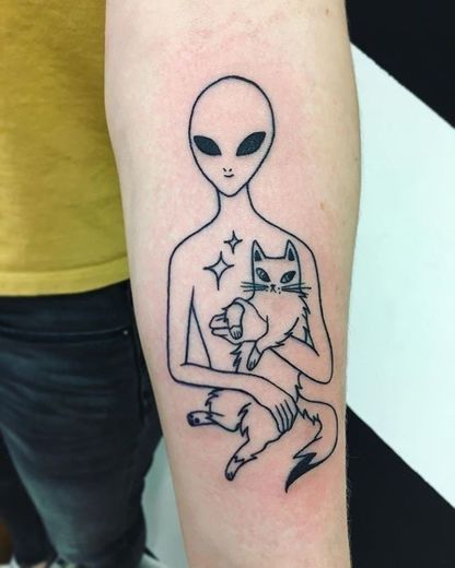 tattoo alienígena c/gato