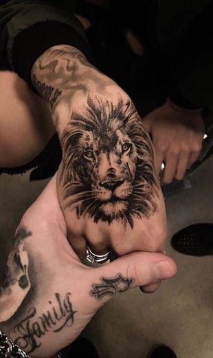 Tattoo leão!