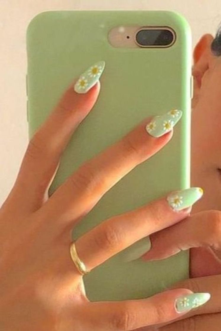 Fashion nails