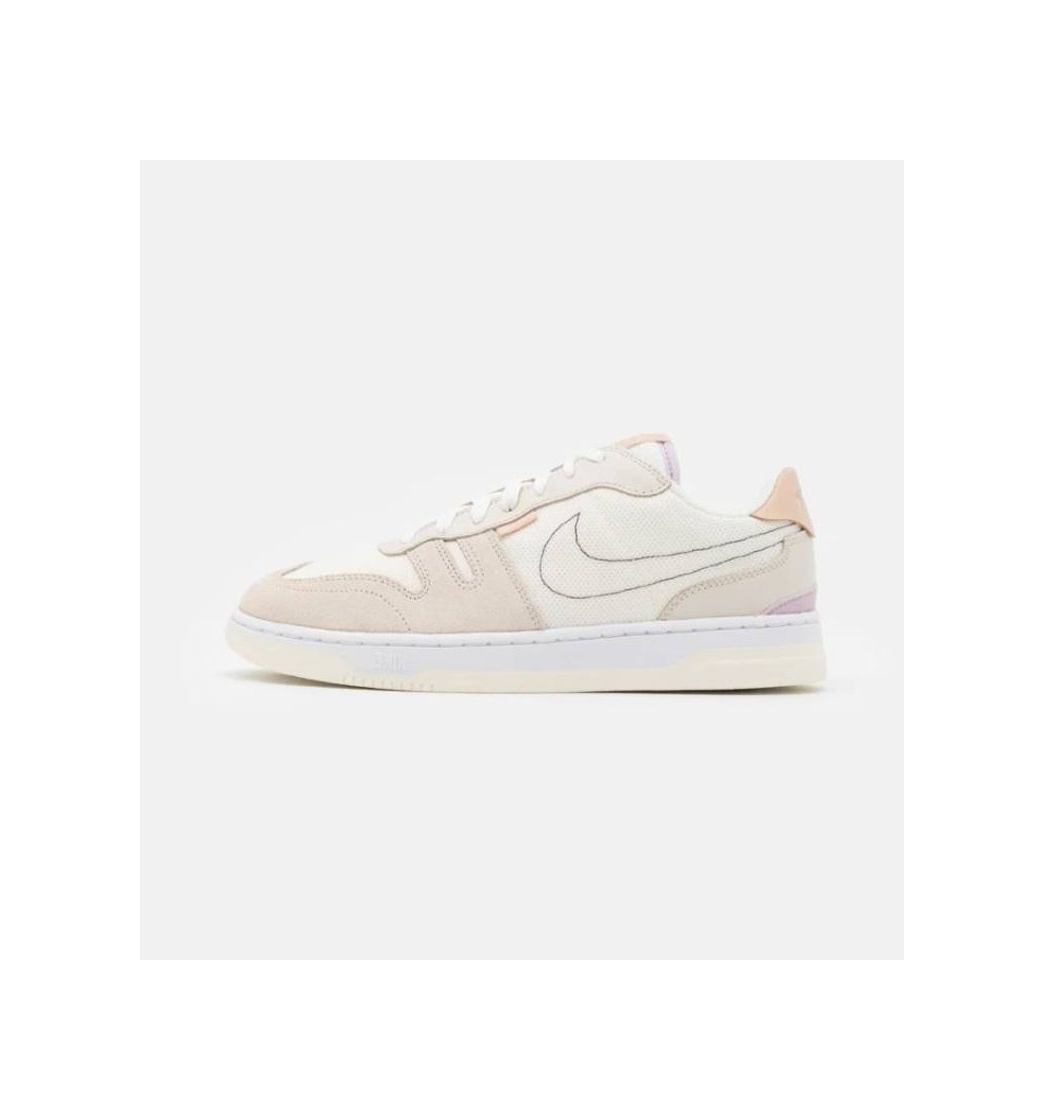 Social Nike