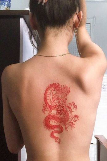 43 Tattoos sexys para mulheres