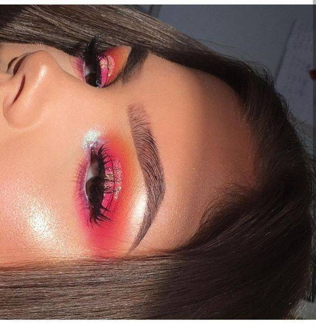 Moda glowy sunset makeup