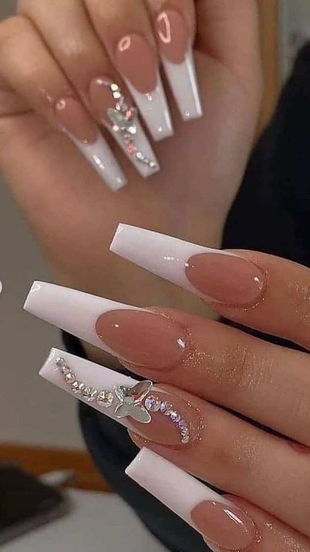 Moda inspo - unhas para o ano novo 🕊️