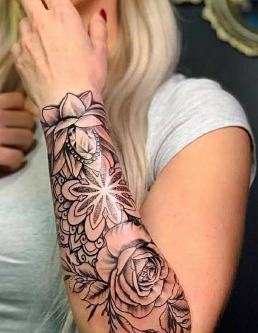 Moda Tatuagens feminina