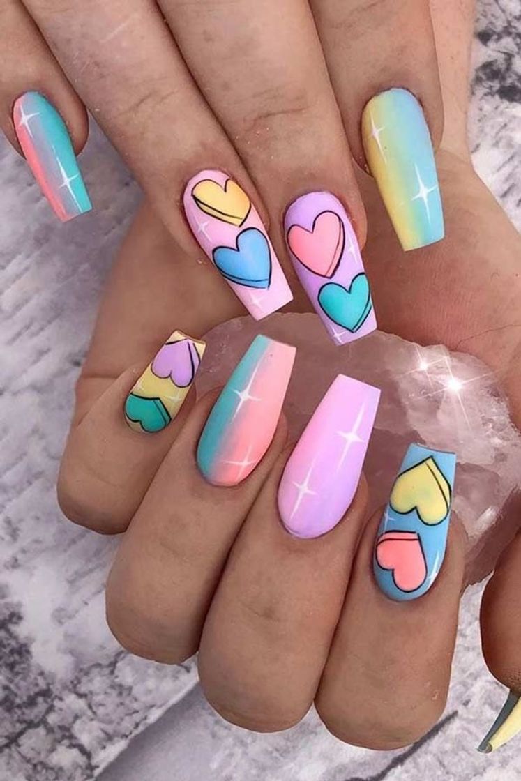 Fashion Unhas com corações 💖