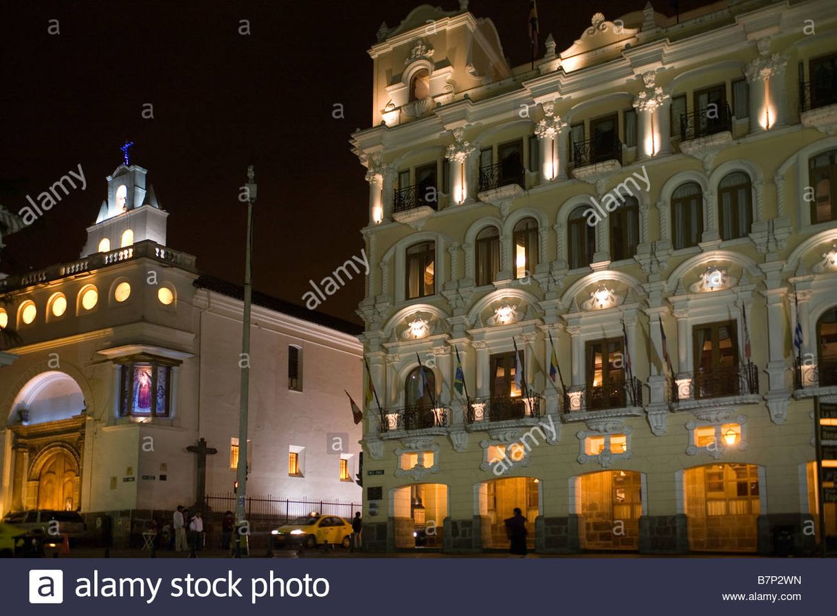 Place Plaza Grande