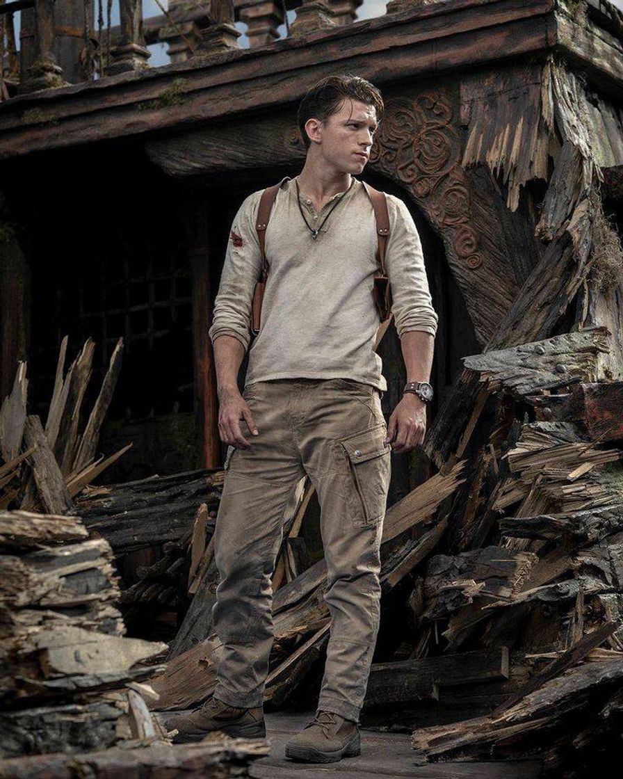 Moda Tom Holland como Nathan Drake em "Uncharted"