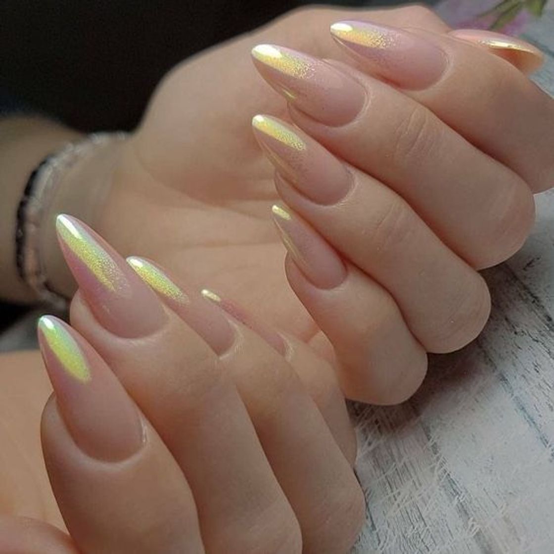 Moda Unhas com cores claras