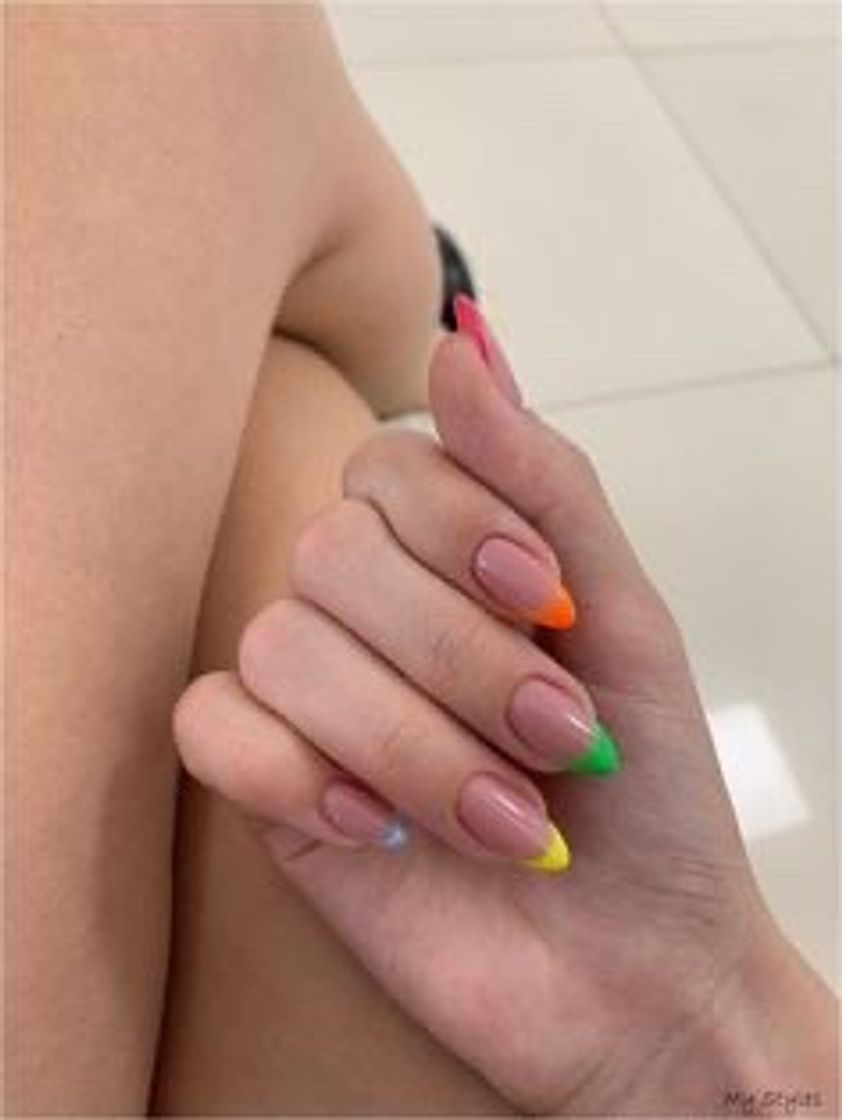 Moda Unhas coloridas