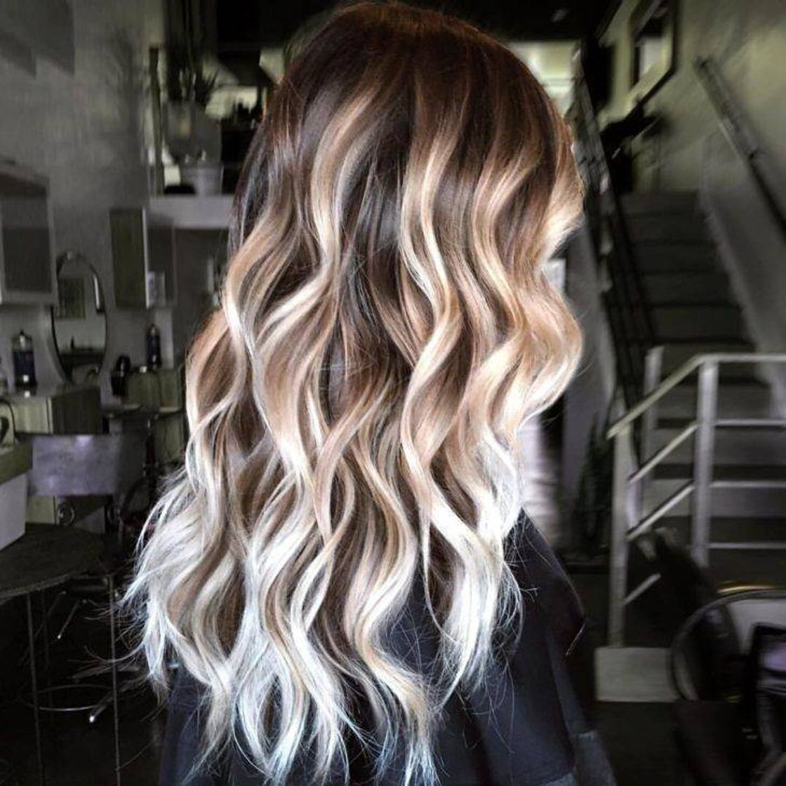 Fashion blonde highlights