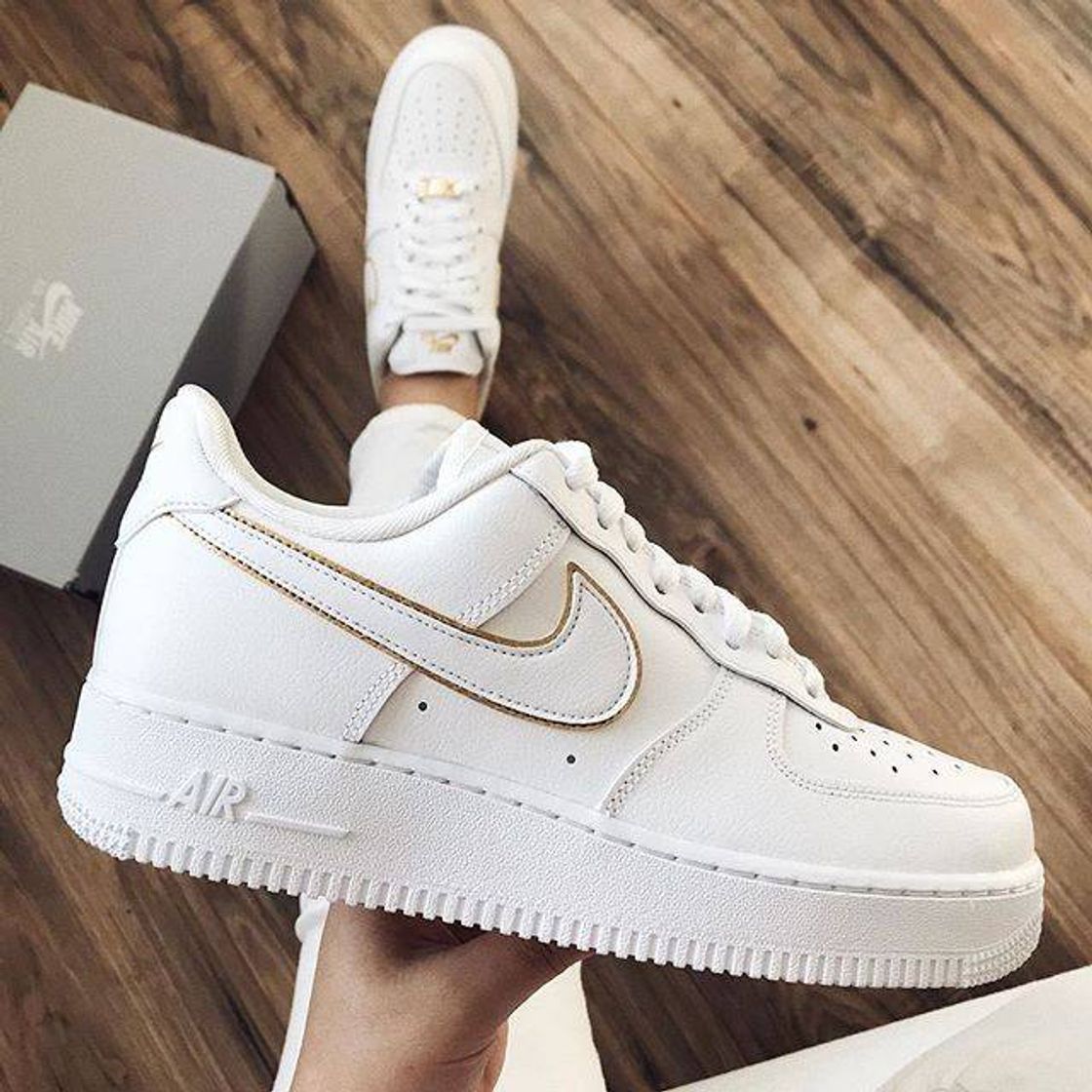 Moda Nike air force 1 gold 😍