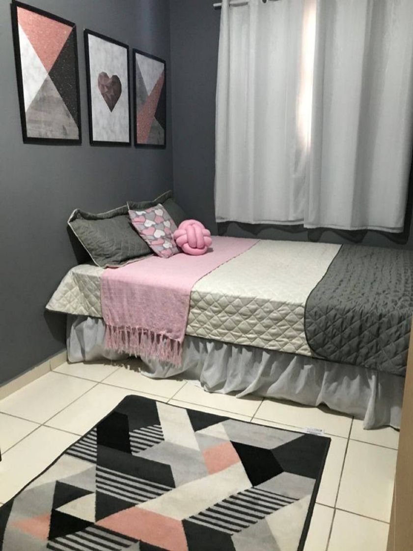 Moda Inspiração para quarto simples, e confortável 💥💥