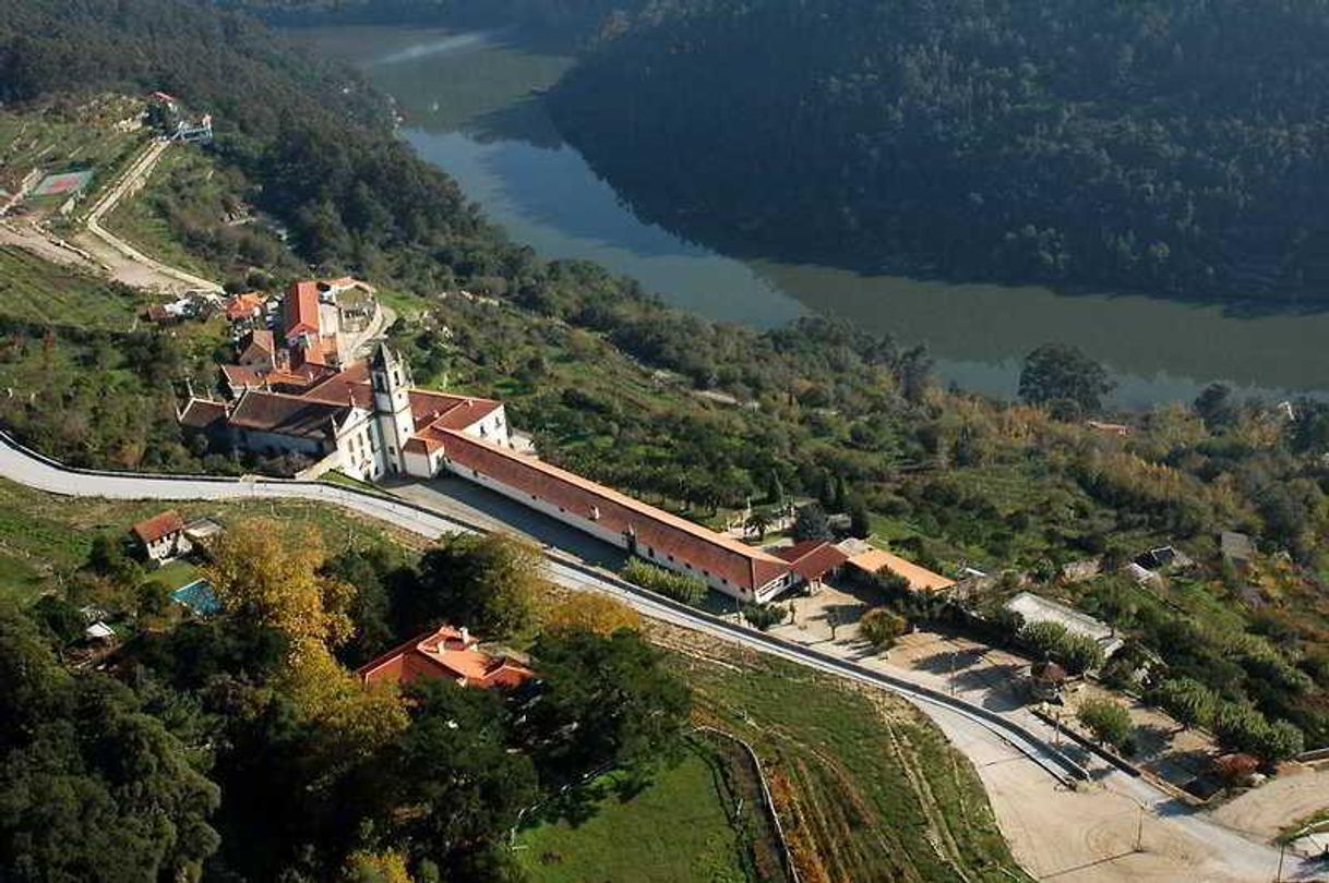 Lugar Alpendurada e Matos