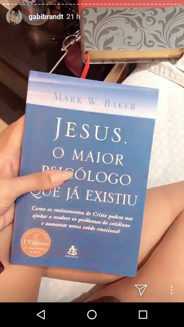 Moda livro sobre ensinamentos de cristo