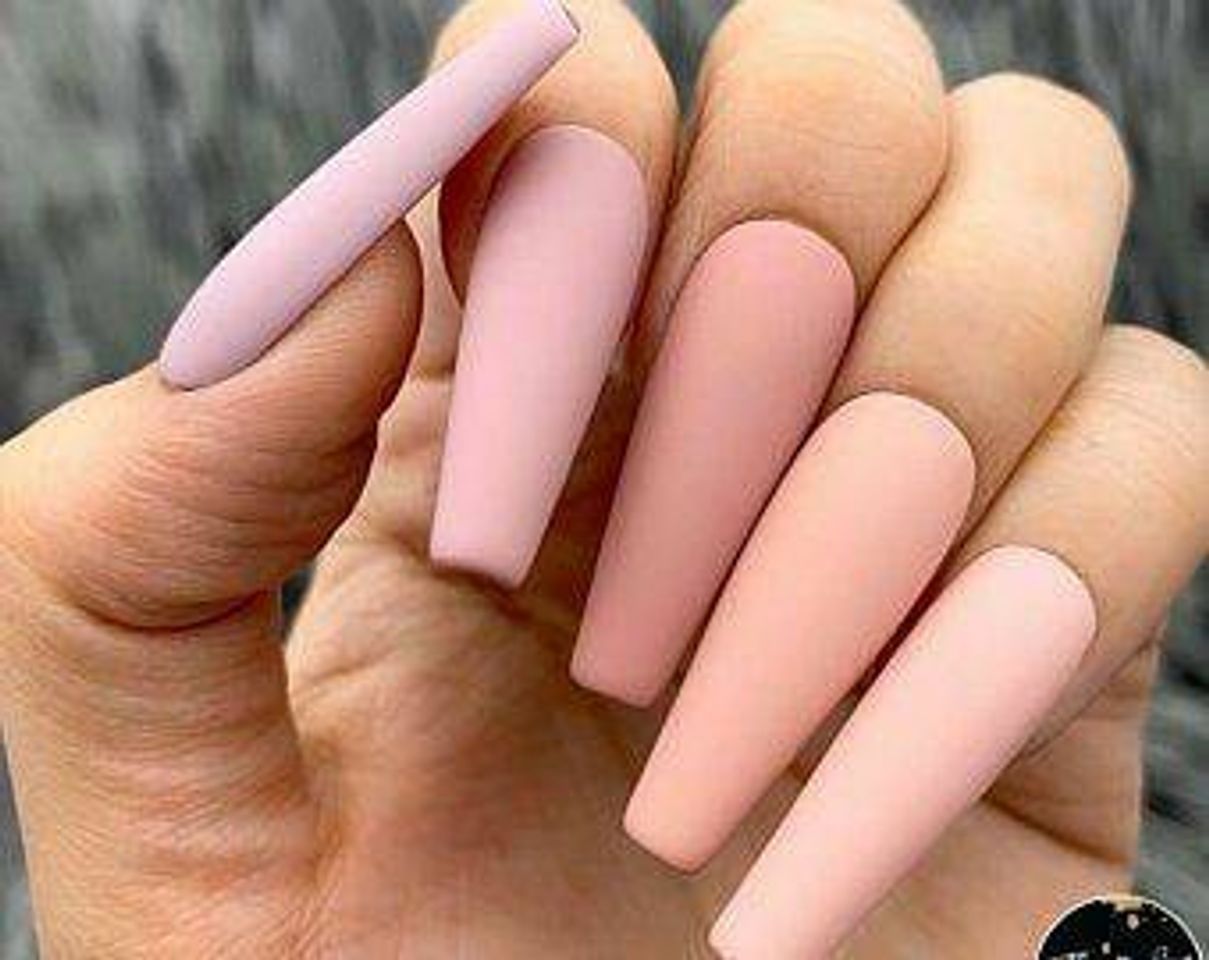 Fashion Unhas mais simples, para as amantes de coisas discretas...